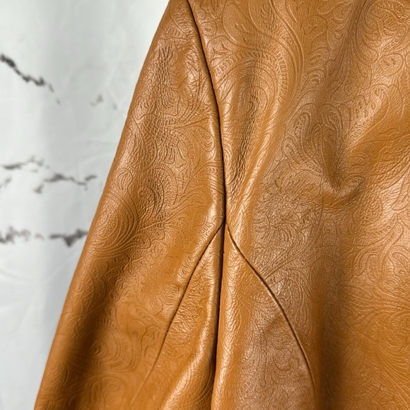 Terry Lewis Stiff Leather Jacket Embossed Paisley Pattern Single Button Lined - Picture 8 of 10
